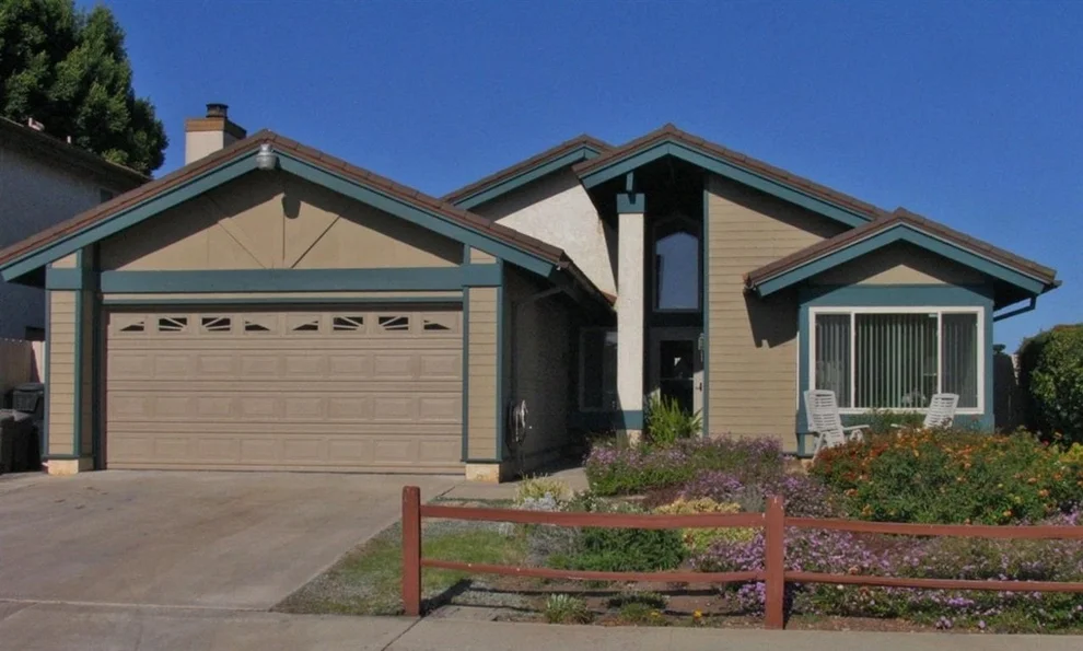 Unit for sale at 9077 Mesa Woods Avenue, San Diego, CA 92126