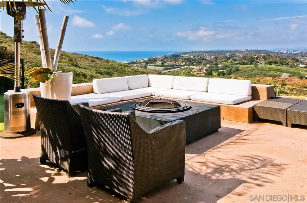 Unit for sale at 6667 Caminito Lindrick, La Jolla, CA 92037