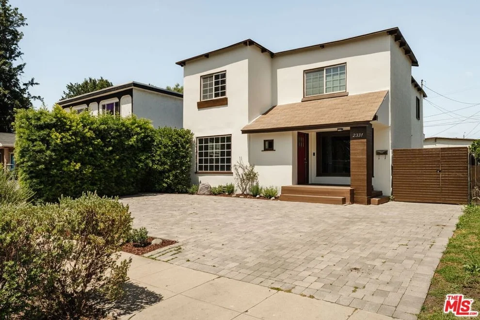 Unit for sale at 2331 S West View Street, Los Angeles, CA 90016