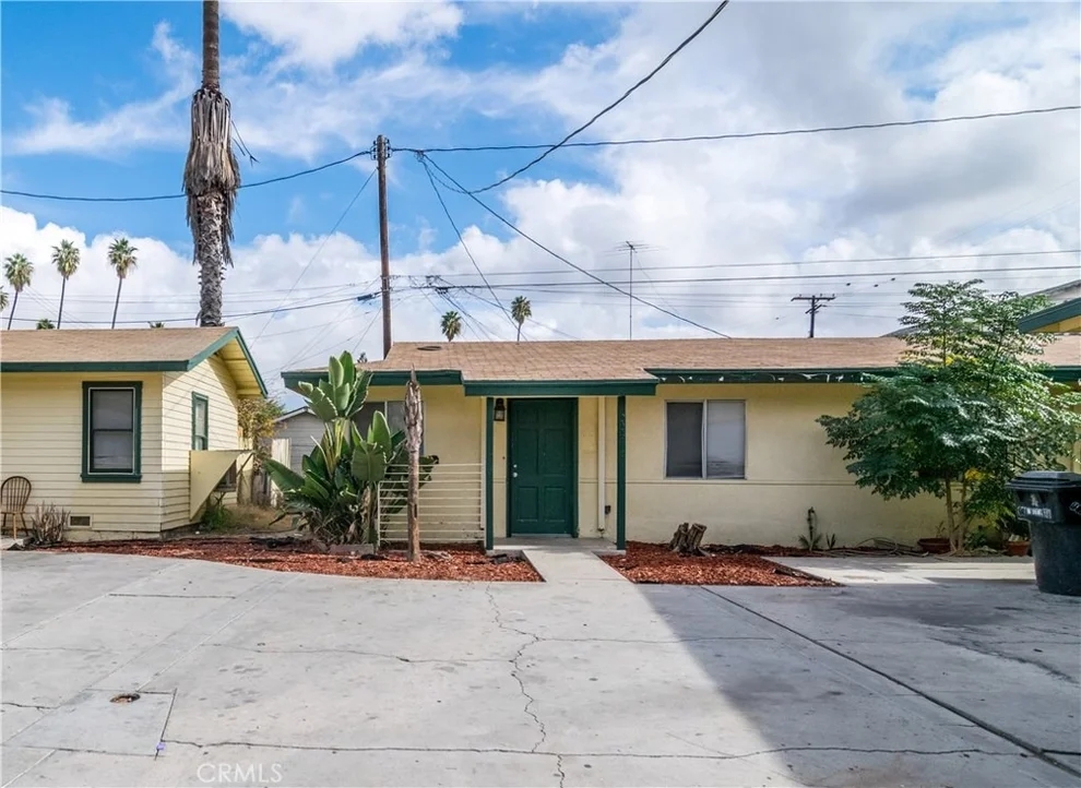 Unit for sale at 224 S Juanita Street, Hemet, CA 92543