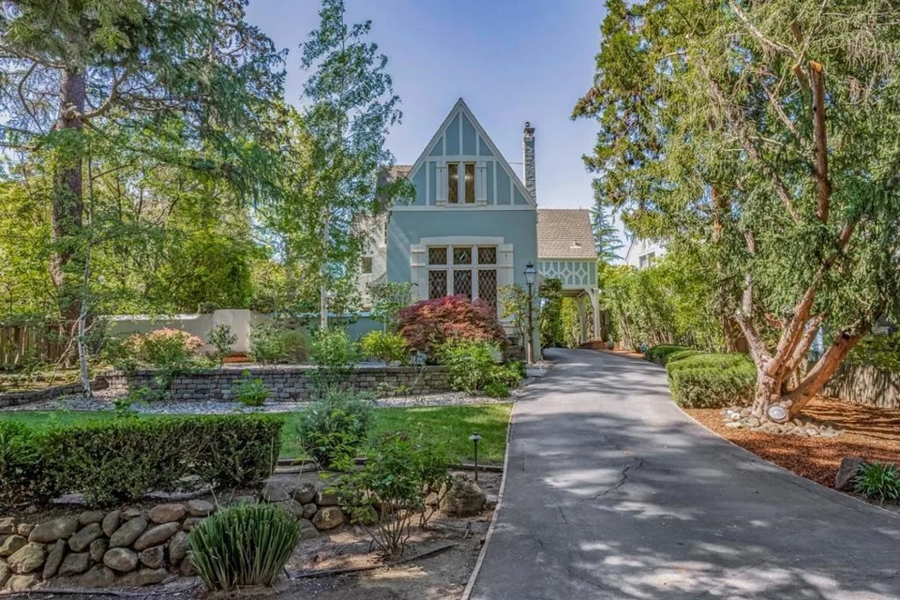 Unit for sale at 641 Crescent Avenue, San Mateo, CA 94402
