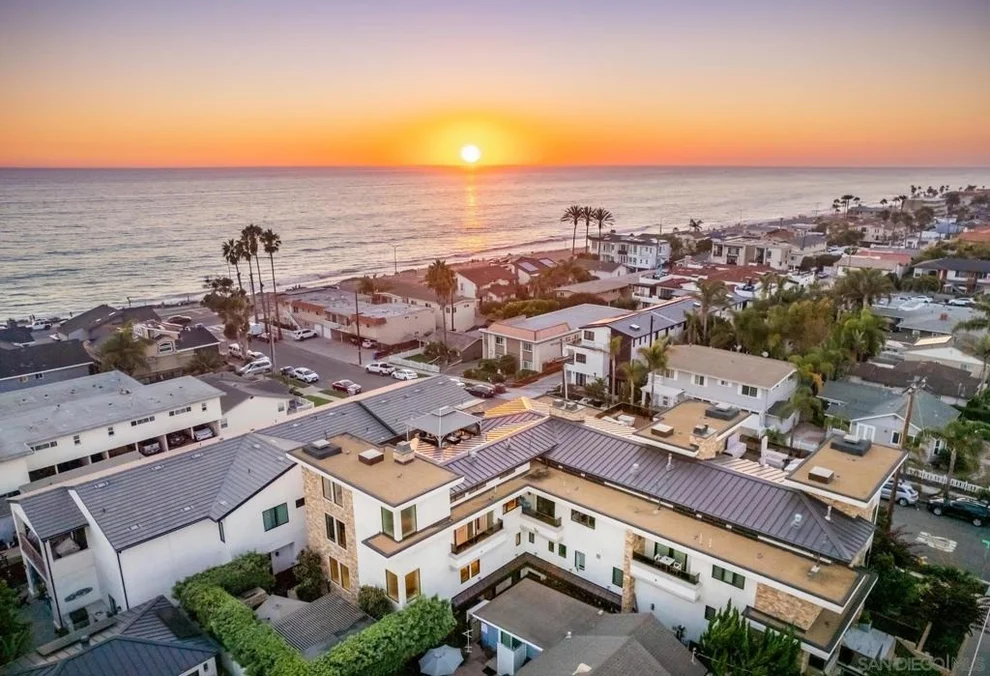 Unit for sale at 187 Cherry Ave, Carlsbad, CA 92008
