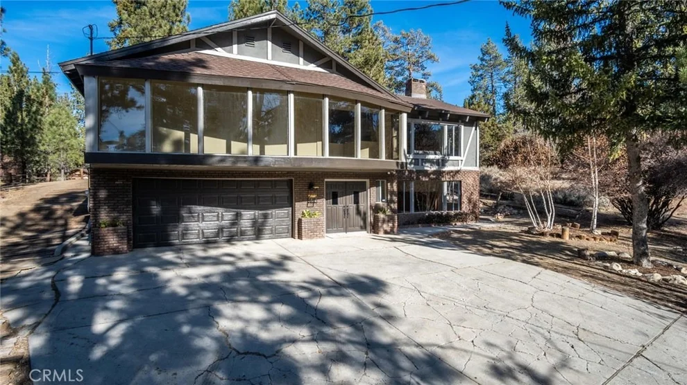 Unit for sale at 283 Catalina Road, Big Bear, CA 92315