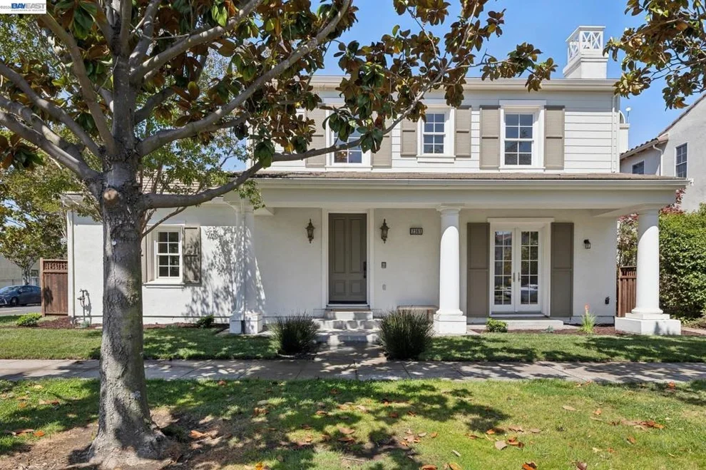 Unit for sale at 2361 Coral Sea St, Alameda, CA 94501