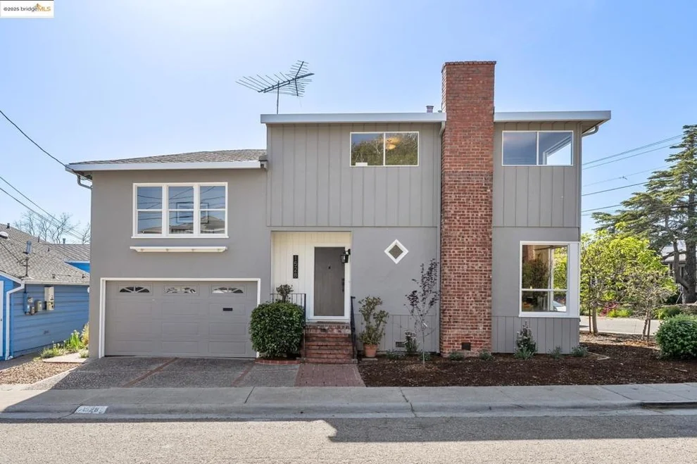 Unit for sale at 1528 Keoncrest Dr, Berkeley, CA 94702