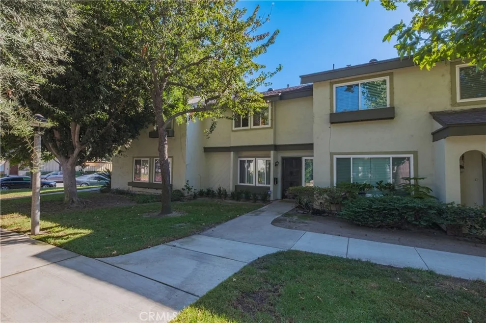 Unit for sale at 9567 Karmont Avenue, South Gate, CA 90280