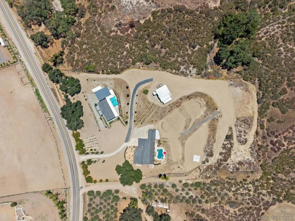 Unit for sale at 37200 Mesa Rd, Temecula, CA 92592