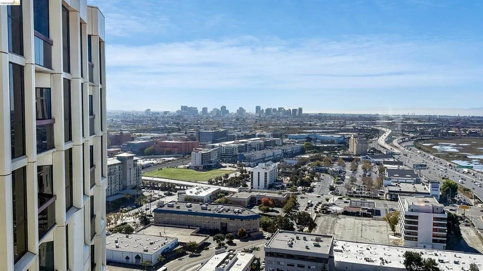 Unit for sale at 6363 Christie Avenue, Emeryville, CA 94608-1950