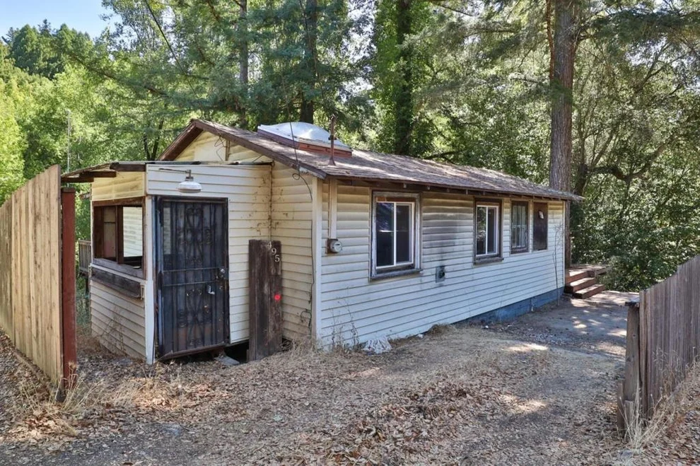 Unit for sale at 495 Riverview Drive, Boulder Creek, CA 95006