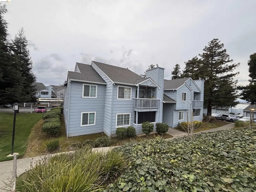 Unit for sale at 297 Lighthouse Dr, Vallejo, CA 94590-4030