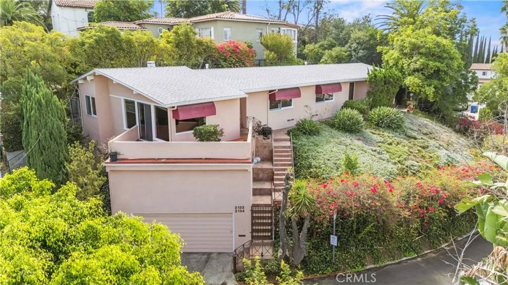 Unit for sale at 2132 Alcyona, Los Angeles, CA 90068