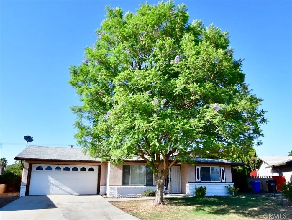 Unit for sale at 1718 James Way, Hemet, CA 92544