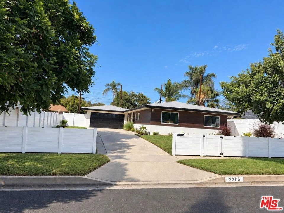 Unit for sale at 22115 Hackney Street, West Hills, CA 91304