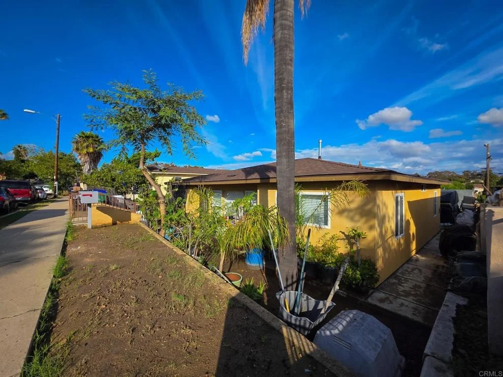 Unit for sale at 819 821 Raven Street, San Diego, CA 92102