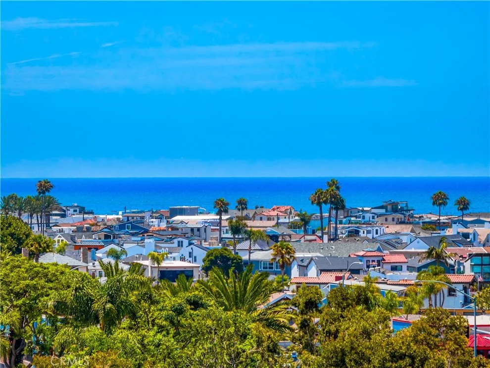 Unit for sale at 270 Cagney, Newport Beach, CA 92663