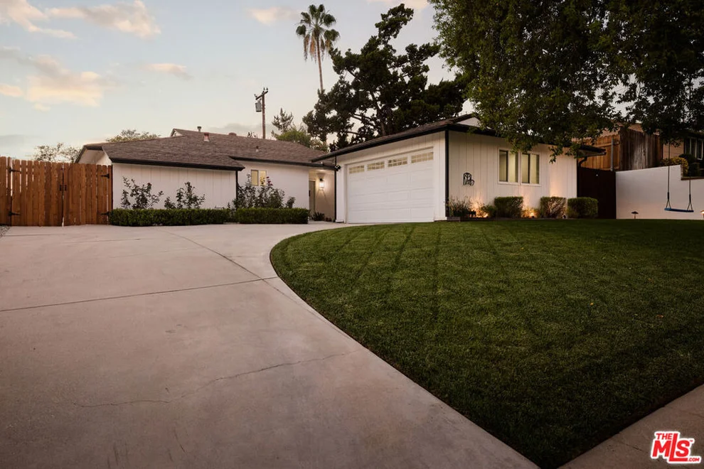 Unit for sale at 1185 Medford Road, Pasadena, CA 91107