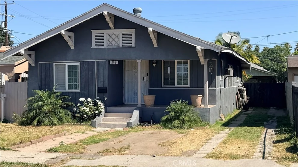Unit for sale at 149 W 61 Street, Los Angeles, CA 90003