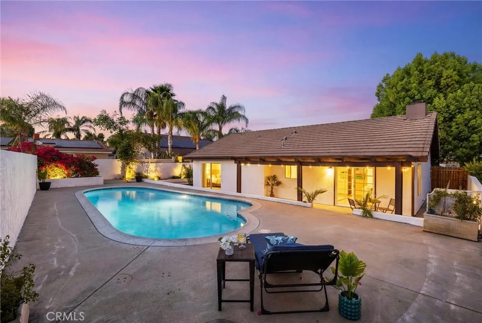 Unit for sale at 23633 Fair Weather, Canyon Lake, CA 92587