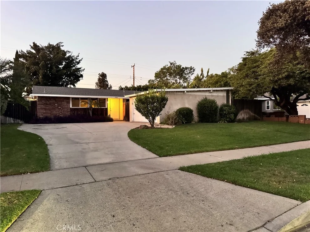 Unit for sale at 2605 E Santa Fe, Fullerton, CA 92831