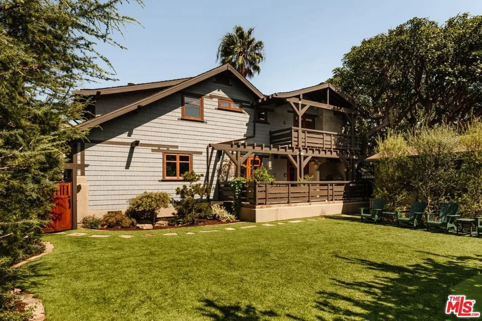 Unit for sale at 706 Navy Street, Santa Monica, CA 90405