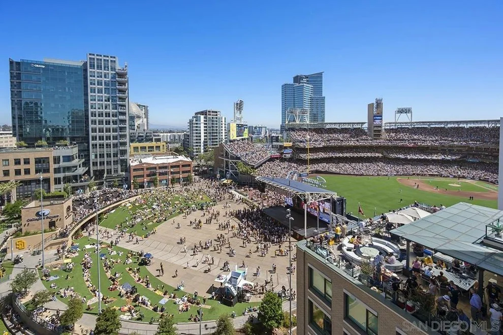 Unit for sale at 325 7th Avenue, San Diego, CA 92101