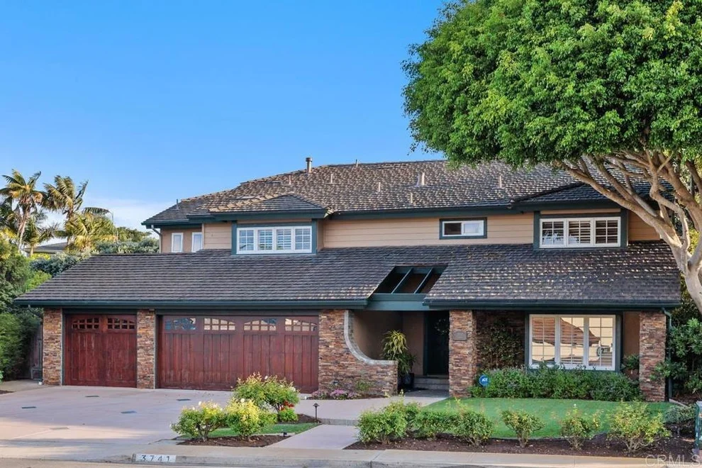 Unit for sale at 3741 Southernwood Way, San Diego, CA 92106