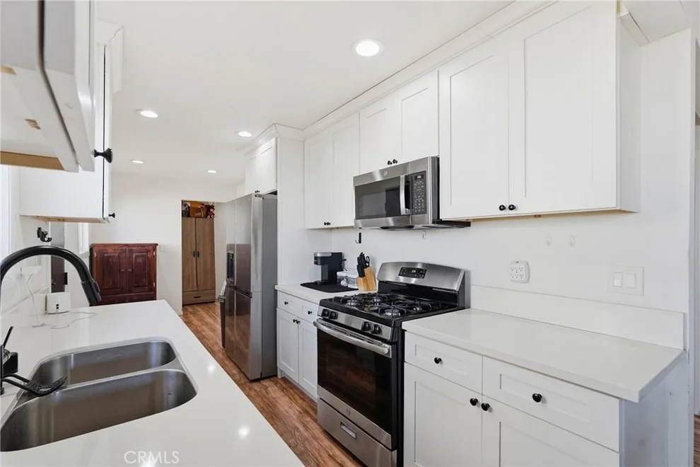 Unit for sale at 1104 E 111th Drive, Los Angeles, CA 90059
