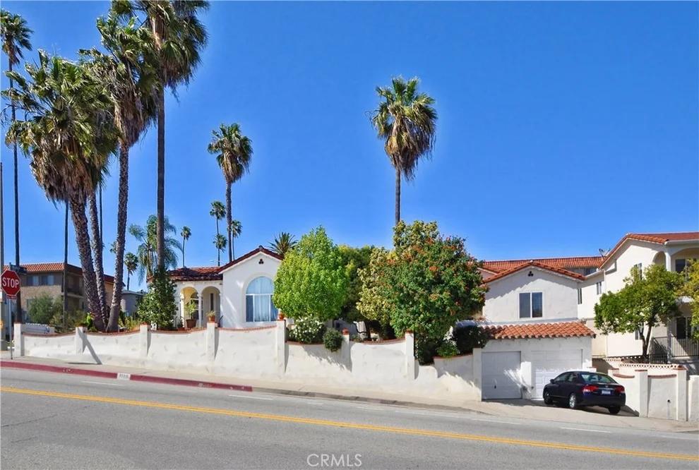 Unit for sale at 826 S Walker Avenue, San Pedro, CA 90731