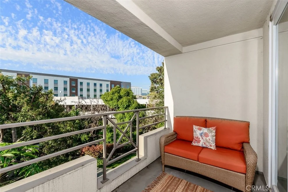 Unit for sale at 2243 Martin, Irvine, CA 92612