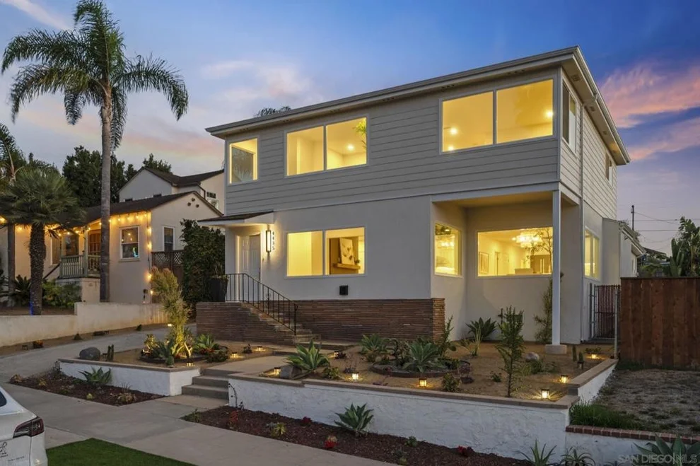 Unit for sale at 4435 Del Monte, San Diego, CA 92107