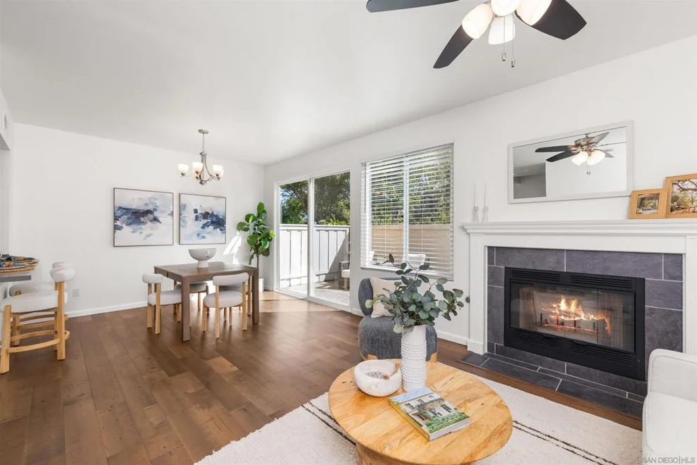 Unit for sale at 3811 Creststone, San Diego, CA 92130