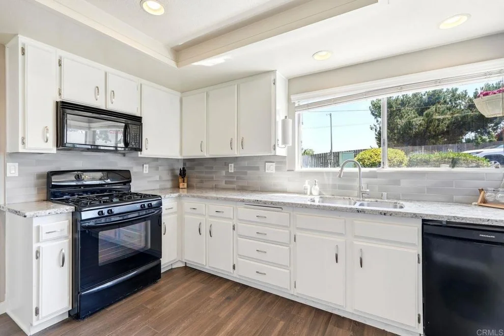 Unit for sale at 1106 Corral, Escondido, CA 92026