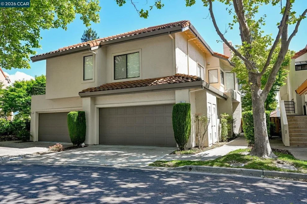 Unit for sale at 3113 Lakemont Dr, San Ramon, CA 94582
