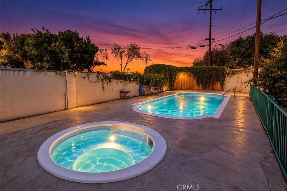 Unit for sale at 702 S Arapaho, Santa Ana, CA 92704