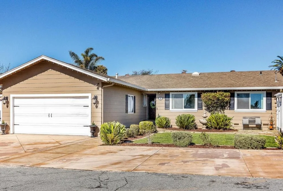 Unit for sale at 5 Hannah Court, Freedom, CA 95019