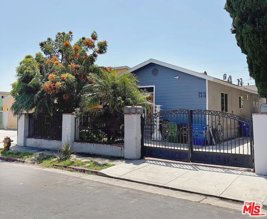 Unit for sale at 5418 Smiley Drive, Los Angeles, CA 90016