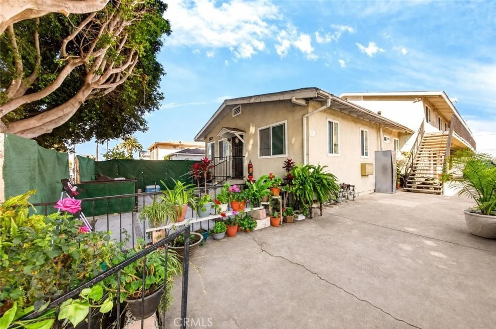 Unit for sale at 1527 Torrance, Torrance, CA 90501