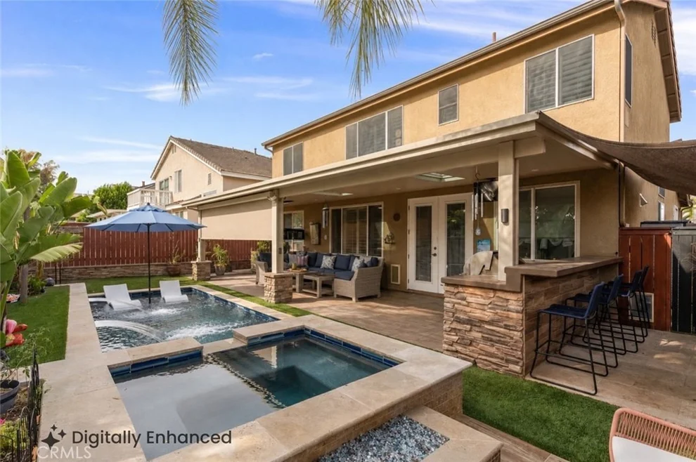 Unit for sale at 43043 Camino Caruna, Temecula, CA 92592