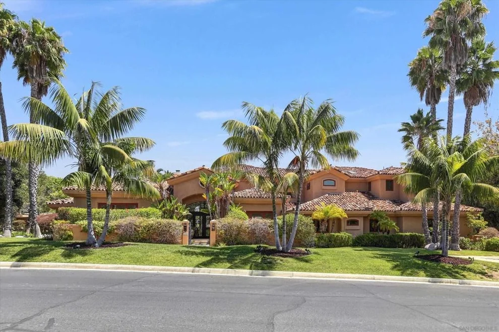Unit for sale at 6102 Avenida Alteras, Rancho Santa Fe, CA 92067