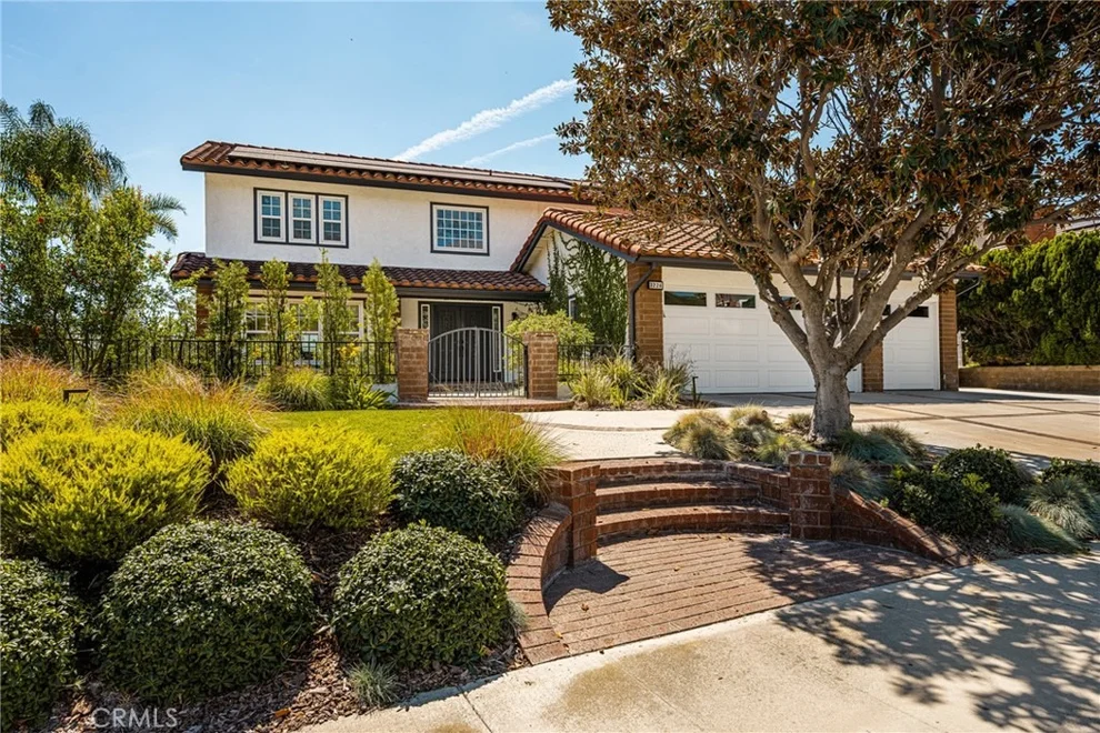 Unit for sale at 3226 E Ridgeway, Orange, CA 92867