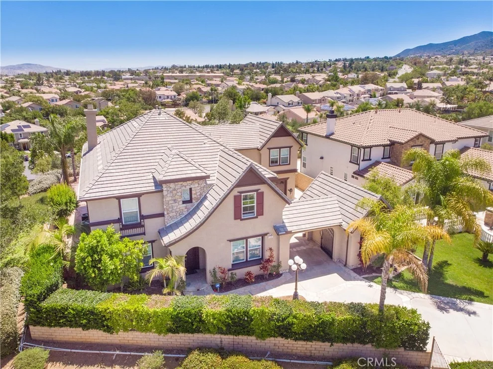 Unit for sale at 3209 Stoneberry Lane, Corona, CA 92882