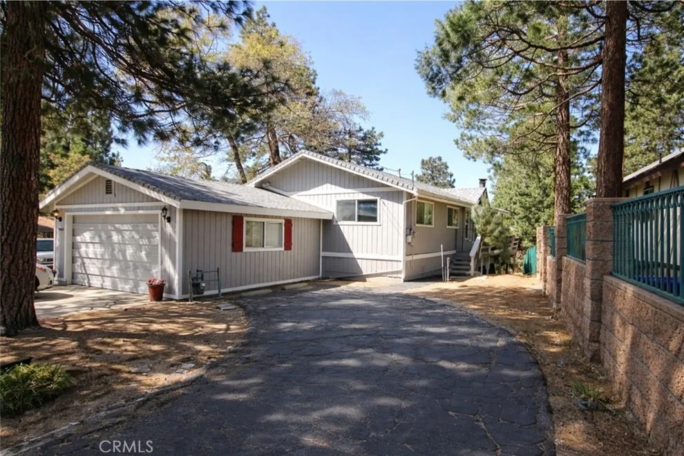Unit for sale at 1962 Nob Hill, Running Springs, CA 92382