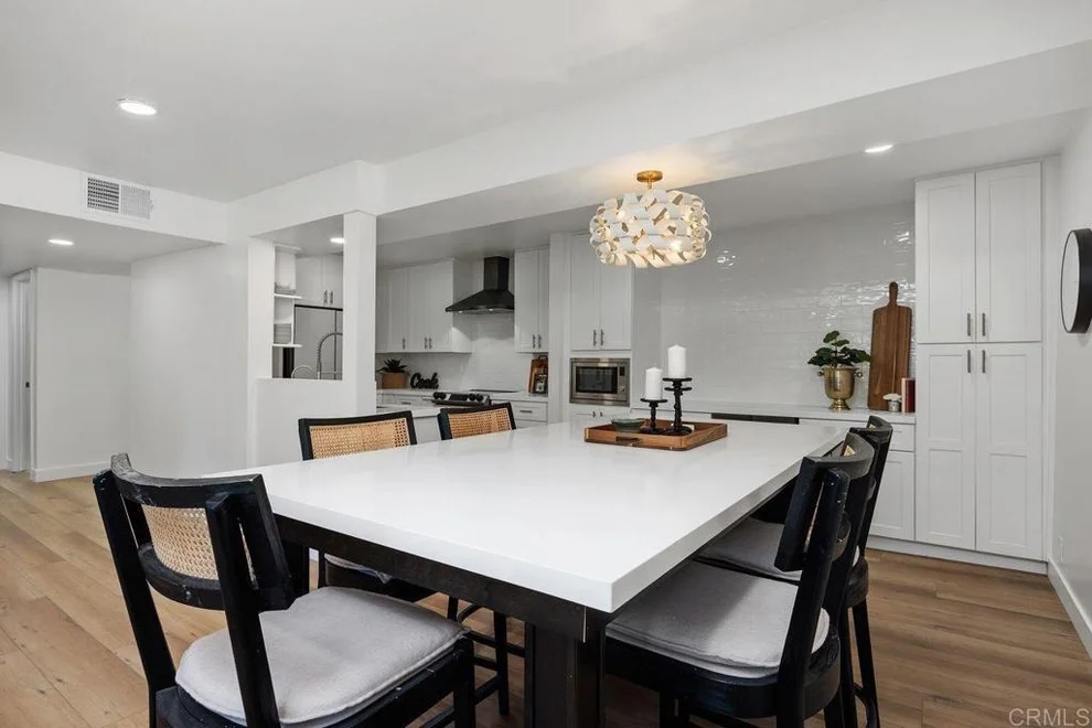 Unit for sale at 2607 Pirineos Way, Carlsbad, CA 92009