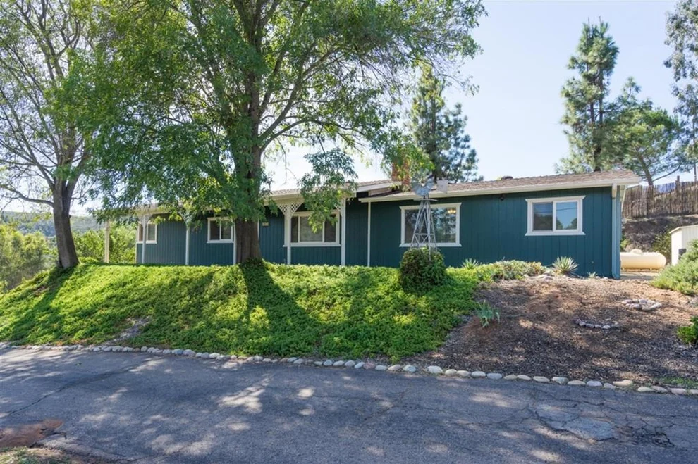 Unit for sale at 1823 Weekend Villa  Rd, Ramona, CA 92065