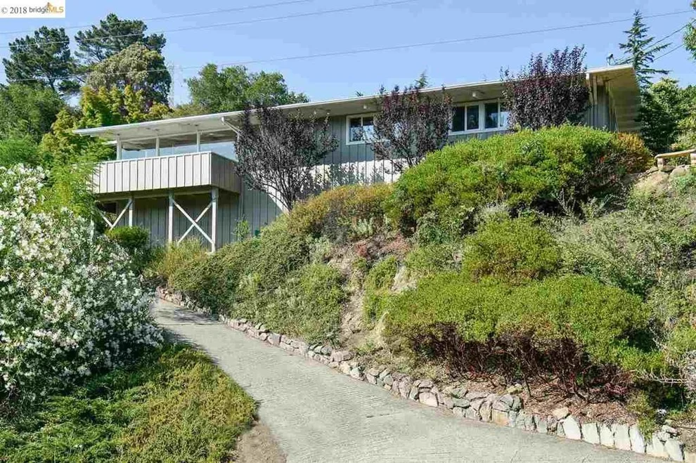 Unit for sale at 27 Ivy Dr, Orinda, CA 94563