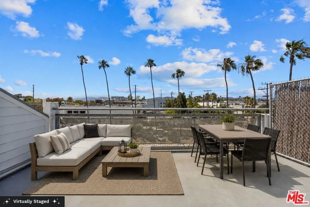 Unit for sale at 615 Hampton Drive, Venice, CA 90291