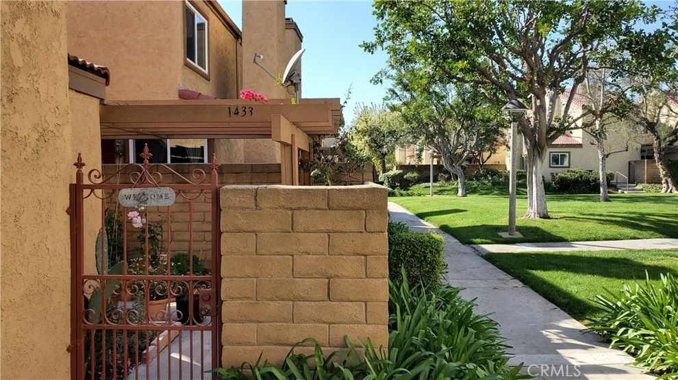 Unit for sale at 1433 Vista Grande, Fullerton, CA 92835