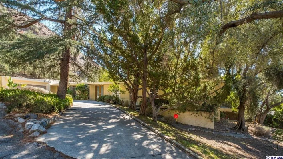 Unit for sale at 3332 Camp Huntington Road, Altadena, CA 91001