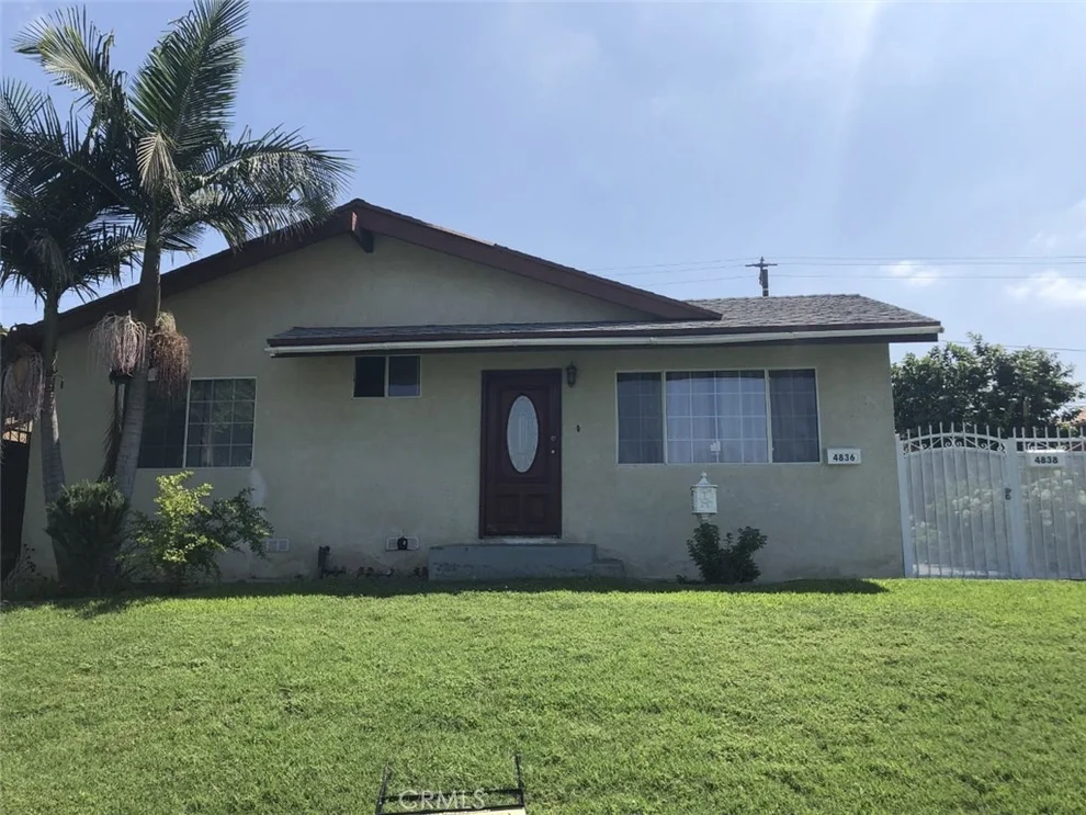 Unit for sale at 4836 Oregon Avenue, Long Beach, CA 90805
