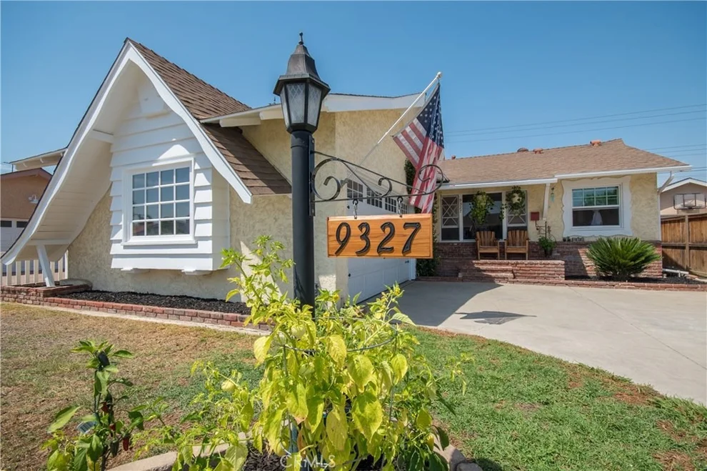 Unit for sale at 9327 Heiner Street, Bellflower, CA 90706